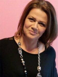 Slika Jelica Bogosavac u spytech firmi kao Grafički dizajner i copywriter